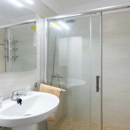 דירה Summerland 5 *